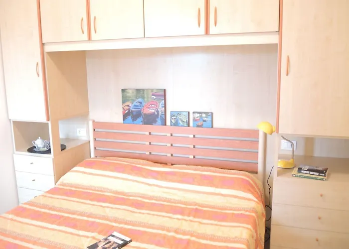 Modern Flat With Terrace-beahost Апартаменти