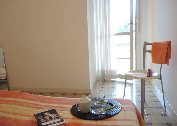 Апартаменти Modern Flat With Terrace-beahost *