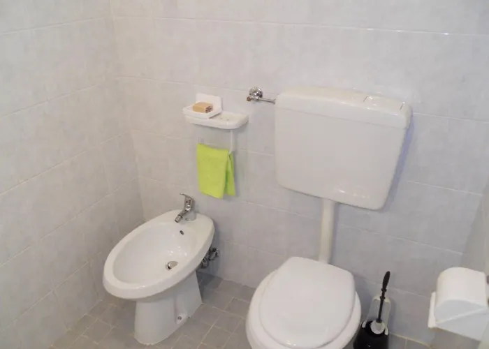 Апартаменти Modern Flat With Terrace-beahost