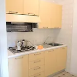 Apartman Modern Flat With Terrace-beahost *