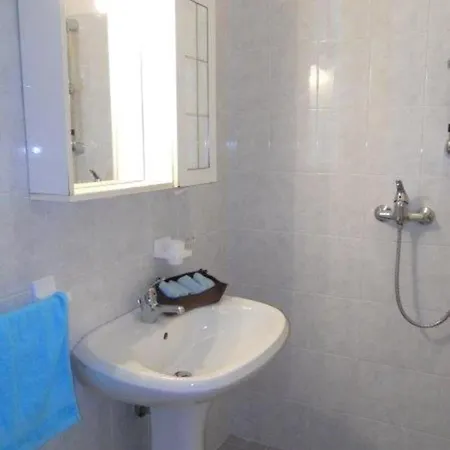 Modern Flat With Terrace-beahost Bibione