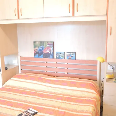 Modern Flat With Parking Lägenhet