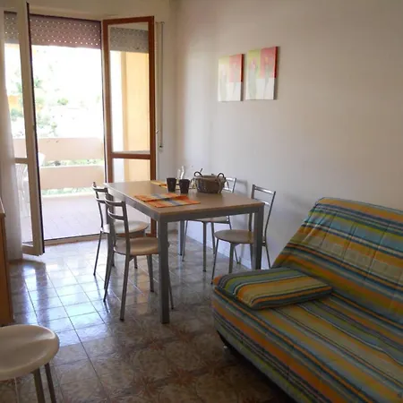 Modern Flat With Terrace-beahost Apartamento Bibione