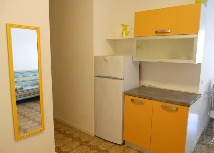 Modern Flat With Terrace-beahost Lägenhet