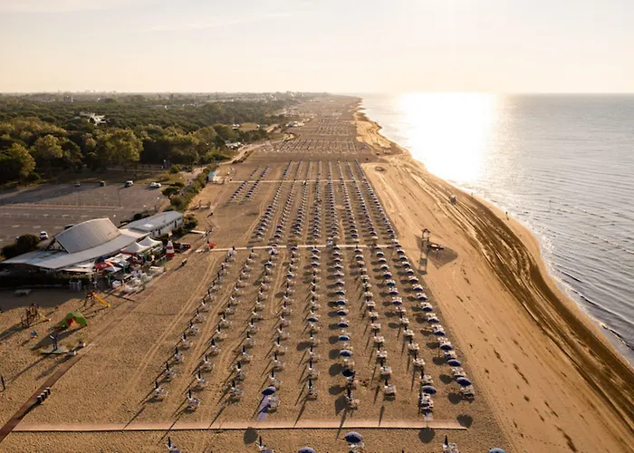 Modern Flat With Terrace-beahost